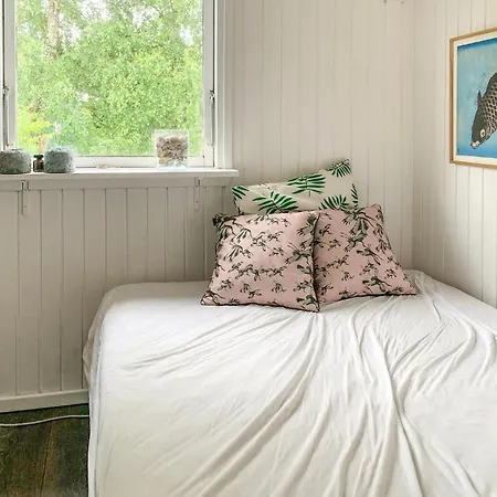 4 Bedroom Beautiful In Vakantiehuis *