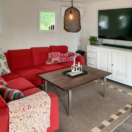 4 Bedroom Beautiful In *