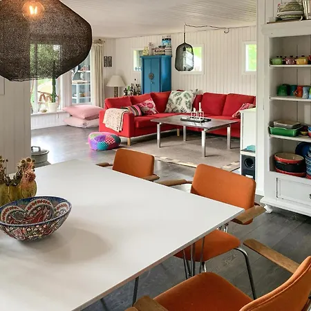 Lovely In With Kitchen